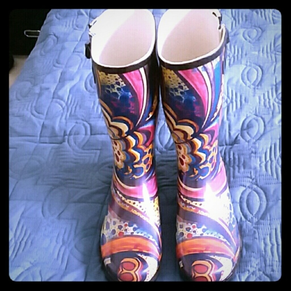 Rain Boots by Daily Shoes size 13